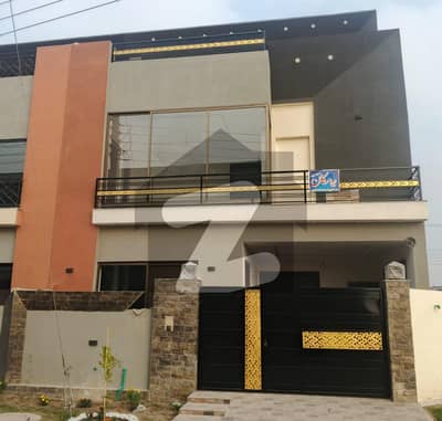 بخ ولاز فیز 2 - حامد بلاک بوچ ایگزیکٹو ولاز - فیز 2,بش ایگزیکٹو ولاز,ملتان میں 4 کمروں کا 5 مرلہ مکان 2.15 کروڑ میں برائے فروخت۔