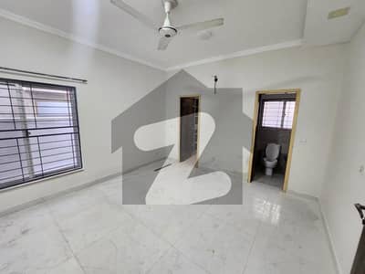 10 Marla Full House For Rent Available In Nespak Phase 3 In Lahore