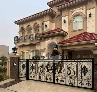 1 Kanal House For rent In Rs. 265000 Only