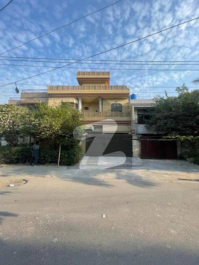 علامہ اقبال ٹاؤن ۔ راوی بلاک علامہ اقبال ٹاؤن,لاہور میں 5 کمروں کا 10 مرلہ مکان 5.25 کروڑ میں برائے فروخت۔