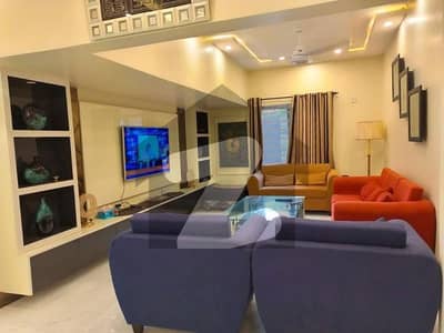 سِی ویو اپارٹمنٹس کراچی میں 4 کمروں کا 12 مرلہ فلیٹ 8.0 کروڑ میں برائے فروخت۔