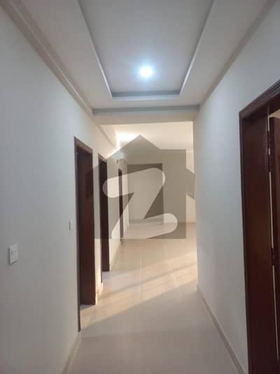 عسکری 10 عسکری,لاہور میں 3 کمروں کا 10 مرلہ فلیٹ 1.35 لاکھ میں کرایہ پر دستیاب ہے۔