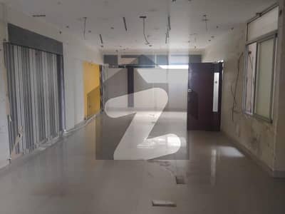 خیابان اتحاد روڈ کراچی میں 1 کمرے کا 5 مرلہ دفتر 1.2 لاکھ میں کرایہ پر دستیاب ہے۔ خیابان اتحاد روڈ کراچی میں 1 کمرے کا 5 مرلہ دفتر 1.2 لاکھ میں کرایہ پر دستیاب ہے۔