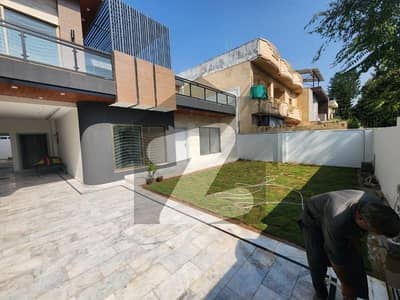 HOUSE FOR RENT IN F-6