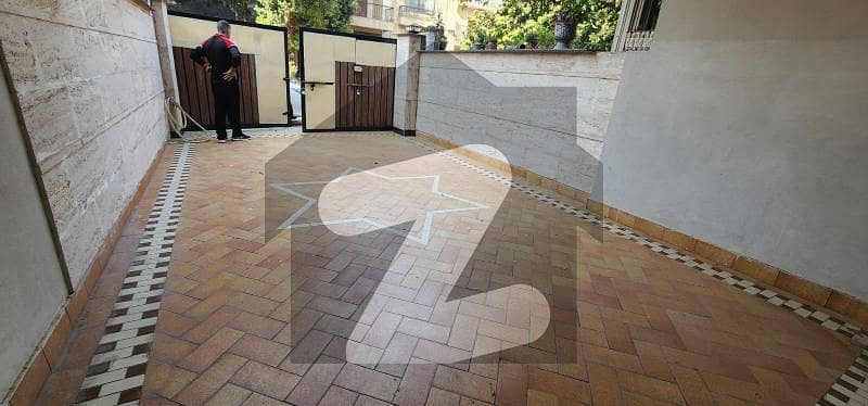 UPPER PORTION FOR RENT IN F-6 UPPER PORTION FOR RENT IN F-6