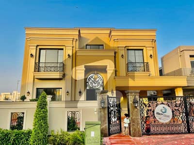 ONE KANAL BEAUTIFULL SAMI FURNISHED HOUSE AVALIABLE FOR RENT IN DHA DEFANCE