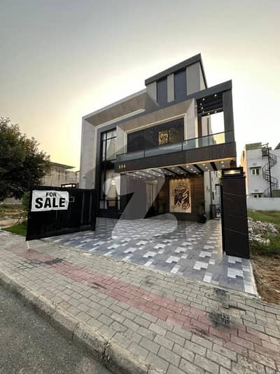 10 Marla Slightly Used Luxury House For Sale Bahria Town