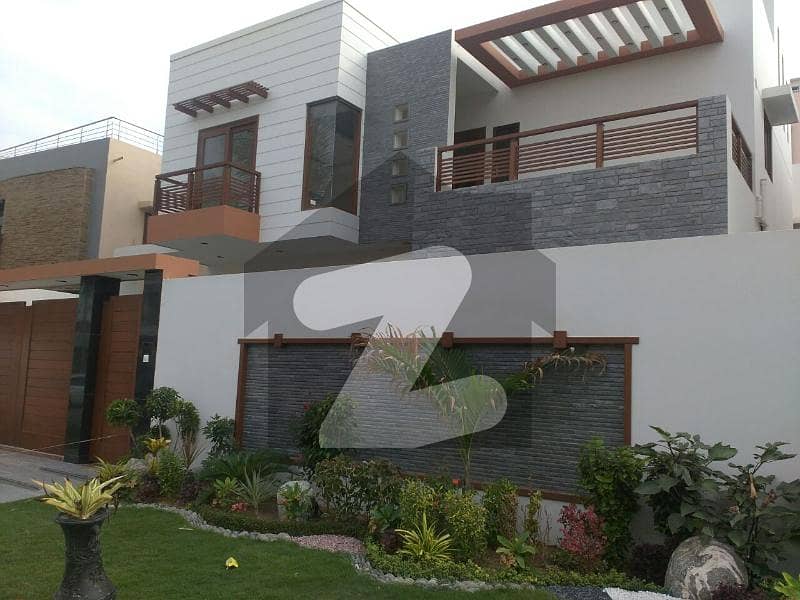 ڈی ایچ اے فیز 8 ڈی ایچ اے ڈیفینس,کراچی میں 5 کمروں کا 1 کنال مکان 21.5 کروڑ میں برائے فروخت۔ ڈی ایچ اے فیز 8 ڈی ایچ اے ڈیفینس,کراچی میں 5 کمروں کا 1 کنال مکان 21.5 کروڑ میں برائے فروخت۔