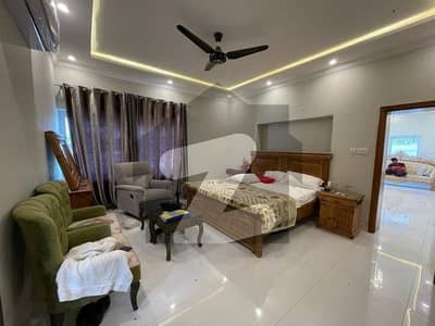 ایف ۔ 6 اسلام آباد میں 11 کمروں کا 2 کنال مکان 22.0 لاکھ میں کرایہ پر دستیاب ہے۔