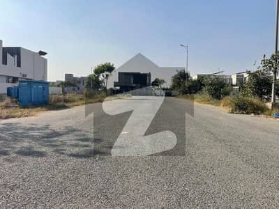 T Block 4 Kanal Plot Available Near to Carrefour