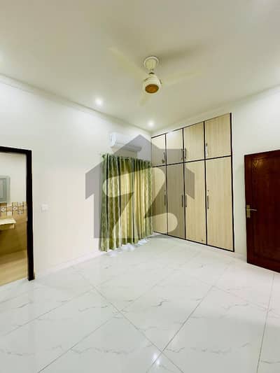 سینٹرل پارک ہاؤسنگ سکیم لاہور میں 3 کمروں کا 10 مرلہ بالائی پورشن 50.0 ہزار میں کرایہ پر دستیاب ہے۔