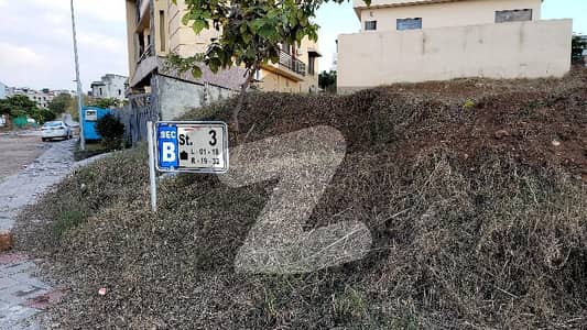 1 Kanal Prime Location Plot for Sale DHA Phase 5 Sector B | Near Main Gate