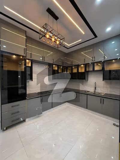 1 KANAL HOUSE FOR RENT