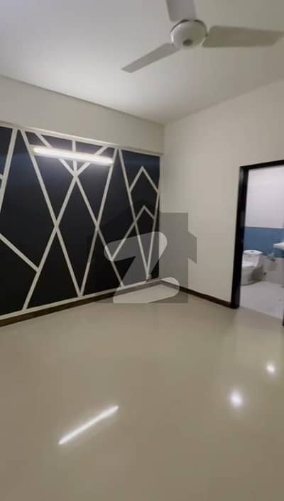 عسکری 11 عسکری,لاہور میں 3 کمروں کا 10 مرلہ فلیٹ 1.22 لاکھ میں کرایہ پر دستیاب ہے۔