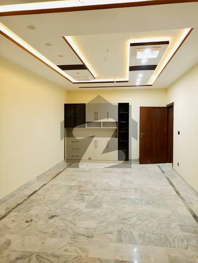 ground portion for Rent in I-8 Islamabad/House Portion for Rent in I-8/Residential Portion for Rent I-8/Family Portion for Rent in I-8/I-8 Islamabad Upper Portion Rent