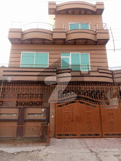 Double Story 5 Marla House Demand 138 Electricity 40 foot Gali hy Registery intiqal Tahir Khan 03115850472