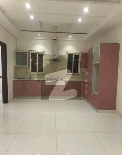 1 Bed Non Furnished Apartment Available For Rent