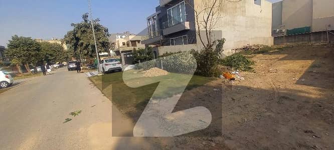 Kanal Hot Location Plot No. 183 . M . 80 Feet Road Very Reasonable Price Available For Sale In Dha Phase 5 Kanal Hot Location Plot No. 183 . M . 80 Feet Road Very Reasonable Price Available For Sale In Dha Phase 5