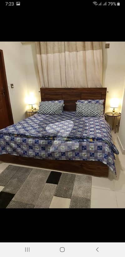 DHA phase 6   Studio apartment available for rent  3rd floor without lift   Available for rent