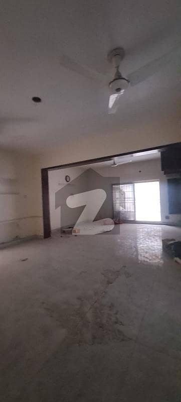 علامہ اقبال ٹاؤن ۔ ہنزہ بلاک علامہ اقبال ٹاؤن,لاہور میں 5 کمروں کا 1 کنال مکان 3.0 لاکھ میں کرایہ پر دستیاب ہے۔ علامہ اقبال ٹاؤن ۔ ہنزہ بلاک علامہ اقبال ٹاؤن,لاہور میں 5 کمروں کا 1 کنال مکان 3.0 لاکھ میں کرایہ پر دستیاب ہے۔