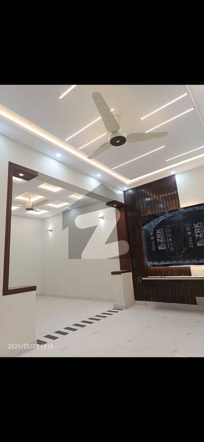 آئی ۔ 11 اسلام آباد میں 4 کمروں کا 4 مرلہ مکان 1.1 لاکھ میں کرایہ پر دستیاب ہے۔