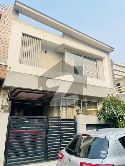 05 MARLA ELEGANT AND FULLY MAINTAINED SUPER HOT LOCATED BUNGALOW IS AVAILABLE IN THE BEST BLOCK OF DHA LAHORE. 05 MARLA ELEGANT AND FULLY MAINTAINED SUPER HOT LOCATED BUNGALOW IS AVAILABLE IN THE BEST BLOCK OF DHA LAHORE.