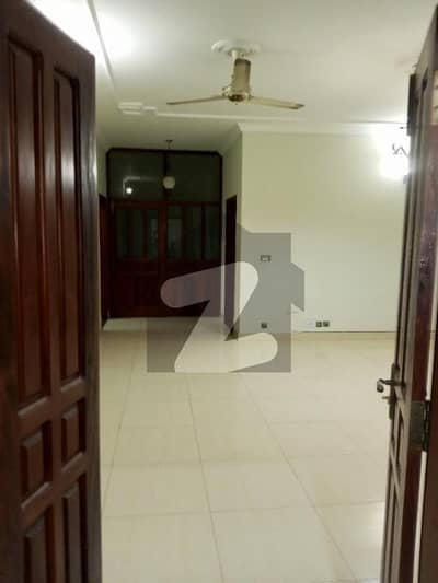 بحریہ ٹاؤن فیز 7 بحریہ ٹاؤن راولپنڈی,راولپنڈی میں 3 کمروں کا 14 مرلہ بالائی پورشن 70.0 ہزار میں کرایہ پر دستیاب ہے۔ بحریہ ٹاؤن فیز 7 بحریہ ٹاؤن راولپنڈی,راولپنڈی میں 3 کمروں کا 14 مرلہ بالائی پورشن 70.0 ہزار میں کرایہ پر دستیاب ہے۔