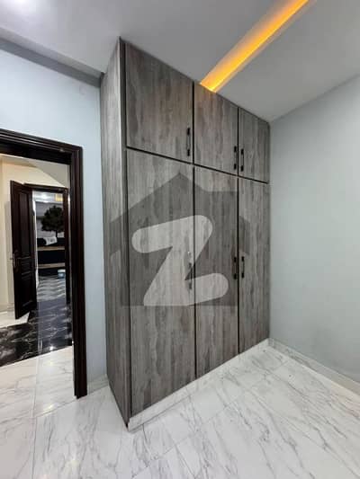 B 6 Marla House Available For Sale