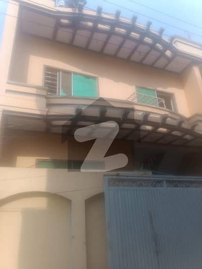 پارک روڈ اسلام آباد میں 5 مرلہ مکان 1.35 کروڑ میں برائے فروخت۔