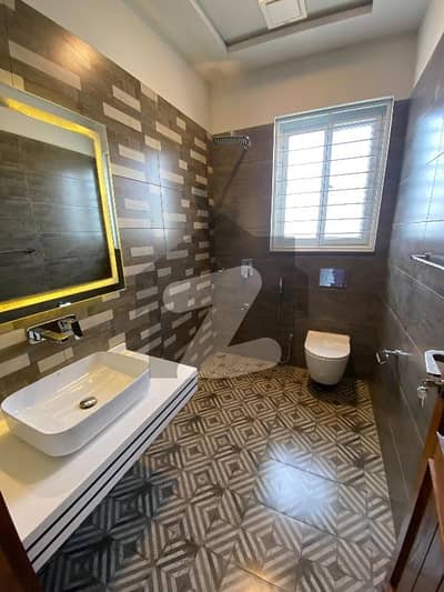 Beautiful Upper Portion For Rent