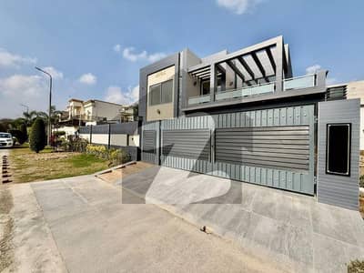 ایڈن سٹی ایڈن,لاہور میں 5 کمروں کا 1 کنال مکان 6.7 کروڑ میں برائے فروخت۔