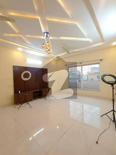 One Kanal Brand New Double Storey House for Rent Doctor Town