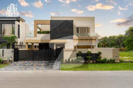 1 Kanal Brand New Modren Desgin House Availible For Rent In DHA Phase 5 Top Location