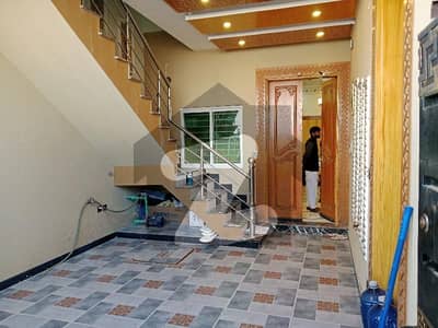 صنوبر سٹی اڈیالہ روڈ,راولپنڈی میں 2 کمروں کا 5 مرلہ زیریں پورشن 38.0 ہزار میں کرایہ پر دستیاب ہے۔