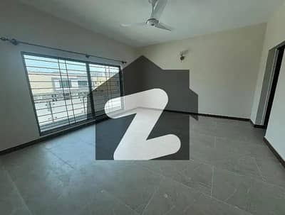 عسکری 6 ملیر کنٹونمنٹ,کینٹ,کراچی میں 5 کمروں کا 15 مرلہ مکان 7.5 کروڑ میں برائے فروخت۔