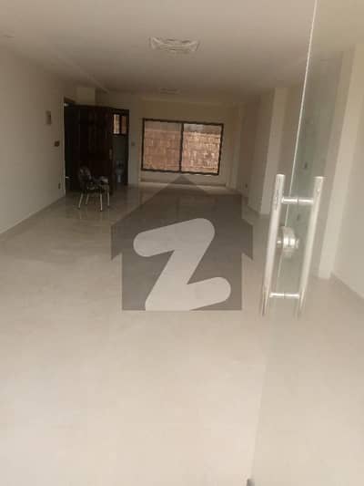 بحریہ انکلیو - سیکٹر سی بحریہ انکلیو,بحریہ ٹاؤن,اسلام آباد میں 3 مرلہ دفتر 35.0 ہزار میں کرایہ پر دستیاب ہے۔