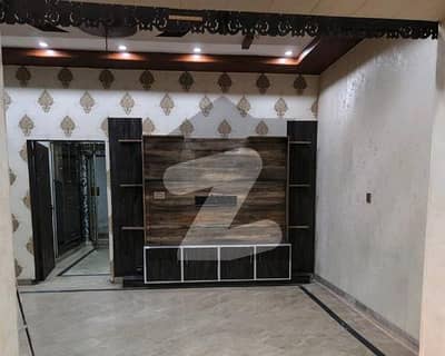 الرحمان گارڈن فیز 4 الرحمان گارڈن,لاہور میں 3 کمروں کا 5 مرلہ مکان 73.0 ہزار میں کرایہ پر دستیاب ہے۔