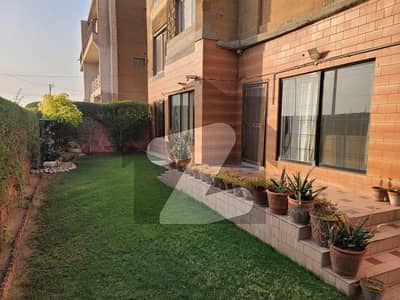 chance deal ground floor Seaview apartment for sale