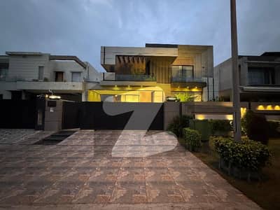 1 kanal Elegant stunning house for rent phase 6 DHA rent