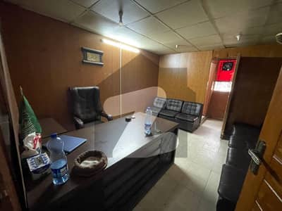 سیٹلائٹ ٹاؤن - 6 ویں روڈ سیٹیلائیٹ ٹاؤن - بلاک ڈی,سیٹیلائیٹ ٹاؤن,راولپنڈی میں 2 مرلہ دفتر 37.0 ہزار میں کرایہ پر دستیاب ہے۔ سیٹلائٹ ٹاؤن - 6 ویں روڈ سیٹیلائیٹ ٹاؤن - بلاک ڈی,سیٹیلائیٹ ٹاؤن,راولپنڈی میں 2 مرلہ دفتر 37.0 ہزار میں کرایہ پر دستیاب ہے۔