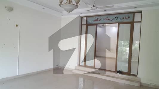 Beautiful House Available For Sale In Askari 10 Sector A Lahore Near Park Near Masjid