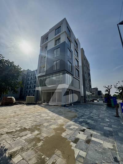 بحریہ ٹاؤن سیکٹر سی بحریہ ٹاؤن,لاہور میں 5 مرلہ دکان 1.2 لاکھ میں کرایہ پر دستیاب ہے۔