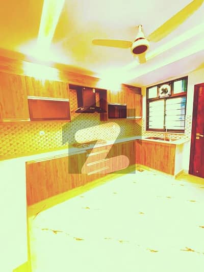 Brand New Apartment 4 Bedroom 7th floor open View Near Park and Markit avlialab for Rent in Askari 10 sector S.