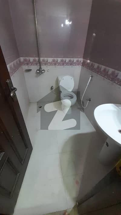 25/40 ground portion for rent  G13/1 Islamabad