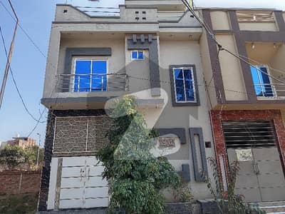 گلبرگ ویلی فیصل آباد میں 3 مرلہ مکان 1.15 کروڑ میں برائے فروخت۔ گلبرگ ویلی فیصل آباد میں 3 مرلہ مکان 1.15 کروڑ میں برائے فروخت۔