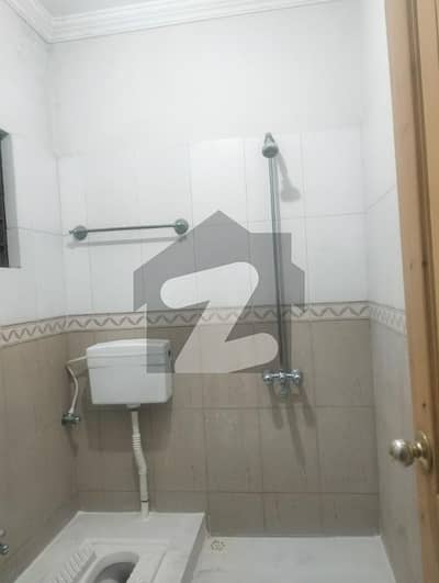 جی ۔ 13/4 جی ۔ 13,اسلام آباد میں 2 کمروں کا 4 مرلہ زیریں پورشن 50.0 ہزار میں کرایہ پر دستیاب ہے۔