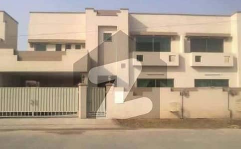 عسکری 10 - صیکٹر ای عسکری 10,عسکری,لاہور میں 3 کمروں کا 10 مرلہ مکان 1.5 لاکھ میں کرایہ پر دستیاب ہے۔