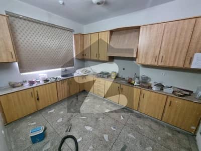 Prime location beautiful upper floor available for rent