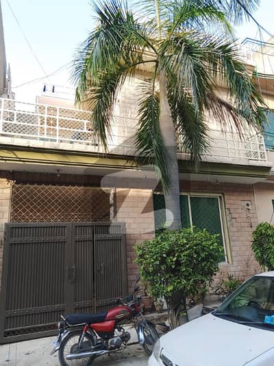 ریونیو سوسائٹی - بلاک اے ریوینیو سوسائٹی,لاہور میں 4 کمروں کا 5 مرلہ مکان 88.0 ہزار میں کرایہ پر دستیاب ہے۔