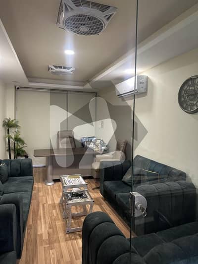 نیو بلیو ایریا اسلام آباد میں 4 مرلہ دفتر 9.5 کروڑ میں برائے فروخت۔